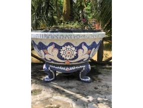 Chậu tròn 1m2 chân quỳ