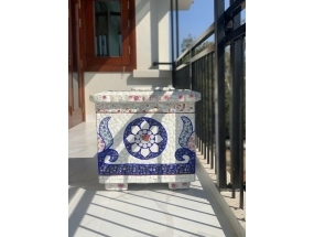 Chậu vuông 50cm chân liền chậu