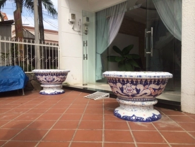 Chậu hoa kiểng làm từ sành